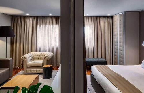Santo Antonio Hotel | Altis Prime:Close to Avenida da Liberdade, Kitchen, Onsite Jacuzzi, Pet-Friendly