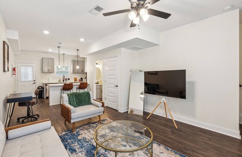 Clarksville Apartamento | Alto D8 I Modern New Construction 2Bd Apartment