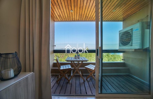 Oeiras Apartamento | BONNIZ OEIRAS HIDEAWAY With Free Parking and Sea View