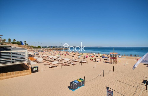 Oeiras Apartamento | BONNIZ OEIRAS HIDEAWAY With Free Parking and Sea View