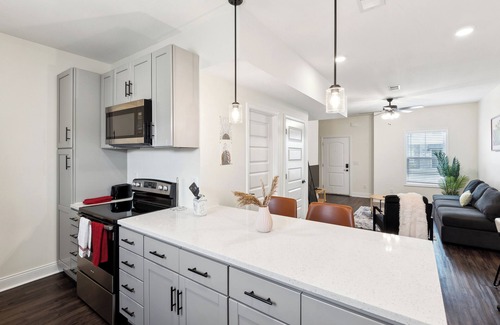 Clarksville Apartamento | Alto L3 I Beautiful 2 Bedroom Apartment