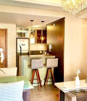 Carniel Apartamento | Alto Padrão com lareira, piscina e vista incrível