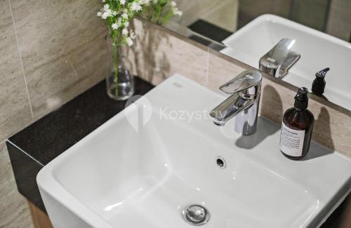Jakarta Apartamento | Altum by Kozystay - TB Simatupang