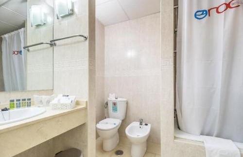 Carihuela Hotel | Aluasun Lago Rojo - Adults recommended