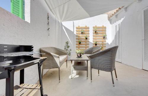 Porto Cristo Casa | Alvaro Oliver House by Slow Villas