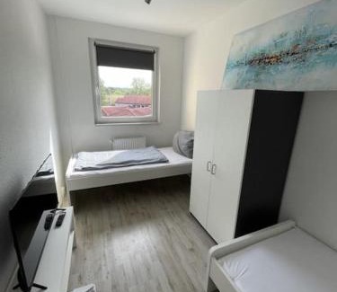 Boehlen Apartamento | Am Ring Monteurzimmer Apartment Böhlen