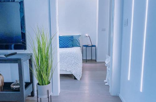 De Angeli Apartamento | AM65 SUITE - 16 min Duomo Terrazzo Parcheggio