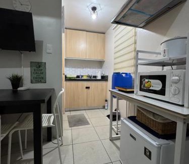 Wack-Wack Greenhills Apartamento | AMA Tower Studio, 8th flr, near DMW and SM Megamall