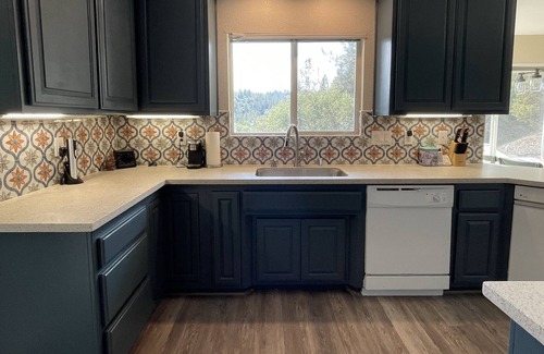 Sutter Creek Casa | Amador Wine Country Home in the Tree Tops