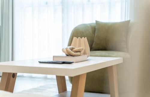Downtown Dubai Apartamento | Amal أمل Cozy City Apt 3BD with balconies, 1 min walk to Dubai Mall- Dar Samita Holiday Homes