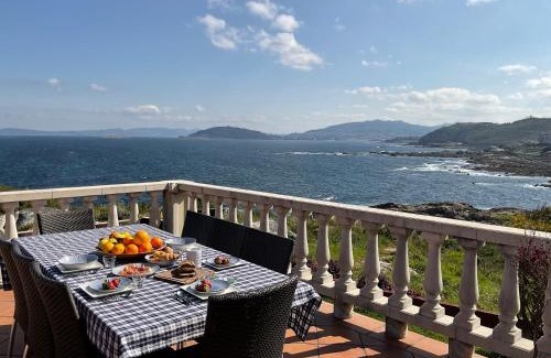 Baiona Casa | Amanecer en o mar, casa en Baiona con piscina