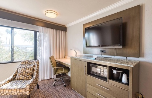 Ventura Hotel | Amanzi Hotel, Ascend Hotel Collection
