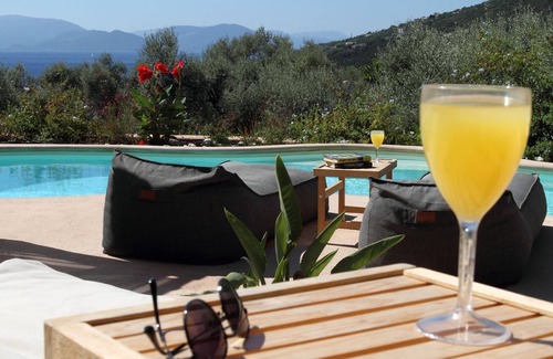 Sivota Villa | Sea Access Villa - Oferta de septiembre 15% de descuento - Amapola Villas - Agapi