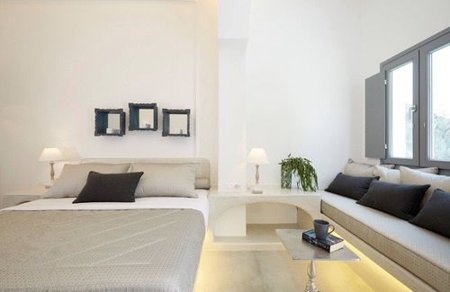 Kamari Casa | Amara Suites Santorini