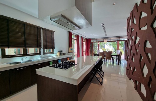 Sai Thai Villa | Amatapura Beach Villa 15