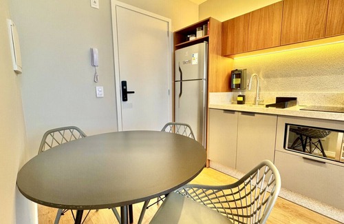 Matriz Apartamento | Amazing 1-bedroom apartment with living room. Elysia 14a
