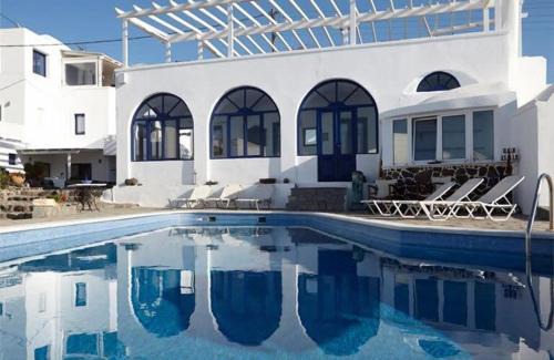Finikia Hotel | Amazing 1BR Suite Perfect Sea View in Santorini