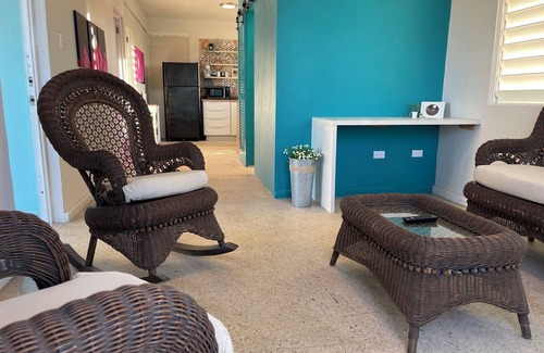 Catano Apartamento | Amazing 2-bedroom apartment in the Cataño Bay with AC