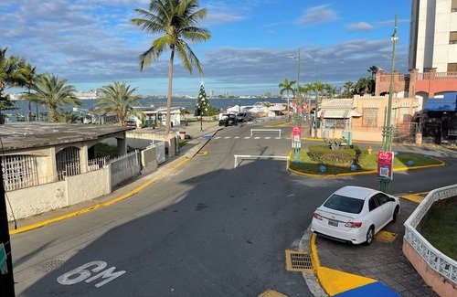 Catano Apartamento | Amazing 2-bedroom apartment in the Cataño Bay with AC