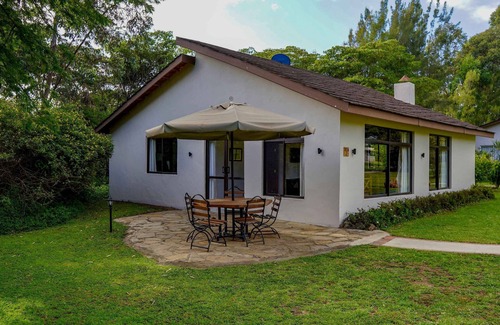 Baruti West Casa | Amazing 2 bedroom bungalow within a resort