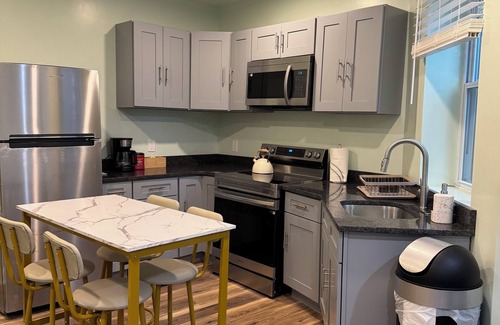 West Philadelphia Apartamento | Amazing 2-bedroom apartment with AC in Philadelphia