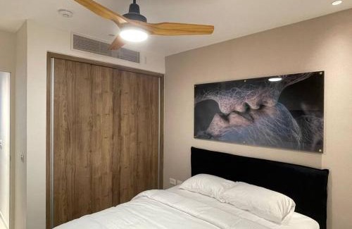 Katamon Apartamento | Amazing 2Bdrm penthouse in JLM with balcony and view - פנטהאוז ירושלים