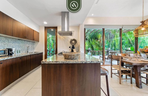 Litibu Apartamento | Amazing 2BR Condo - Lagoon Pool, Golf