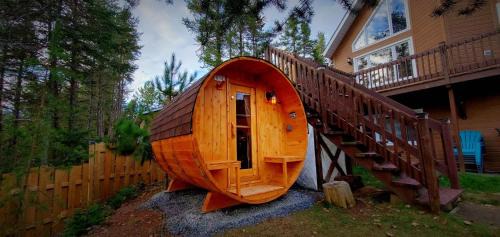 Saint Come Casa | Amazing 3-bedroom entire Chalet-Sauna+lakeview+Spa+BBQ(Best place to relax)