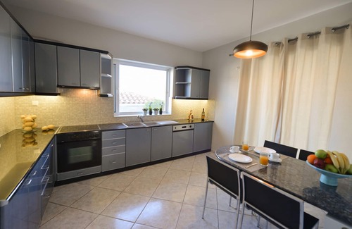 Kariotai Apartamento | Increíble apartamento de 3 dormitorios
