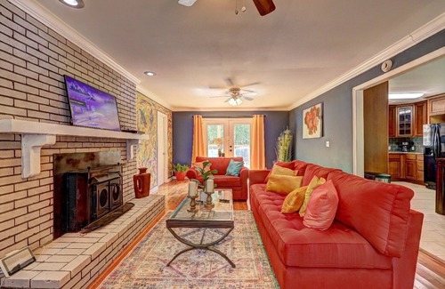 Riverdale Casa | Amazing 4 Bedroom Home Near Airport