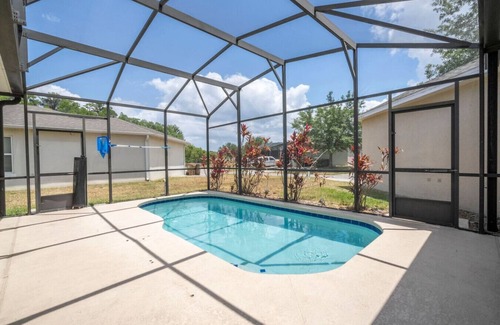 Trafalgar Village Casa | Amazing 4Bd Home Pool & BBQ Grill Trafalgar Resort