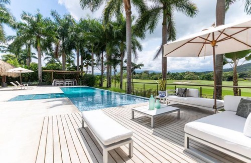 Anapoima Apartamento | Amazing 4BR Villa with Pool at Mesa de Yeguas