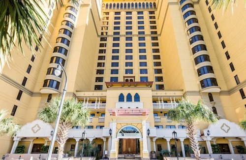 Myrtle Beach Condominio | Ultimate Luxury, Hilton, Oceanfront ENORME 3Bd / 3Ba 1/2 tarifa de resort ¡OFERTAS ESPECIALES!