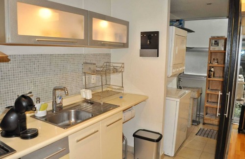 La Condesa Apartamento | Amazing 5 Star Condo, great Location, Rooftop Pool, snackbar. View to City Park