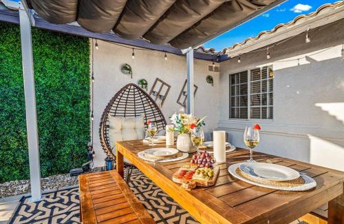 Bermuda Dunes Casa | Amazing 5BR Villa with Heated Pool