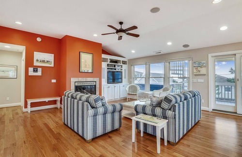 South Bethany Casa | Amazing 6 BR Oceanside Property in Bethany Beach: Elevator, Hot Tub, Sleeps 15!