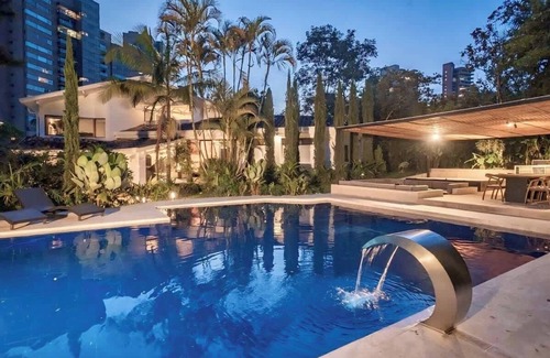 El Poblado Casa | Amazing 6BR Oasis in Poblado MDE