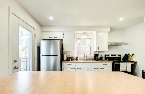 Hochelaga Apartamento | Amazing 8-Bedrooms in Homa Montreal 40