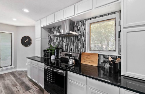 Grand Prairie Casa | Amazing and Comfortable Home in Grand Prairie!