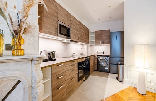 Faubourg-du-Roule Apartamento | Amazing Apartment 4Bedrooms Champs Elysées