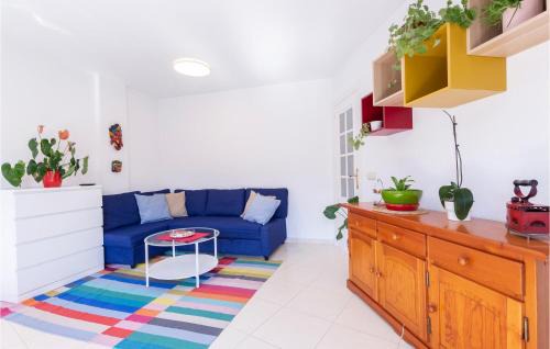Velilla-Taramay Apartamento | Amazing Apartment In Almuecar With Wifi