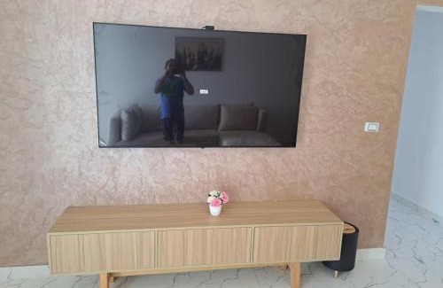 Al Ahyaa Apartamento | Amazing Apartment in Fanadir Hotel with Nice View F408