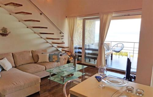 Dobropoljana Apartamento | Amazing Apartment In Dobropoljana