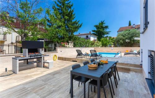 Malinska Apartamento | Amazing Apartment In Malinska With Wifi