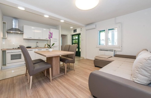Meterize Apartamento | Impresionante apartamento en Sibenik.