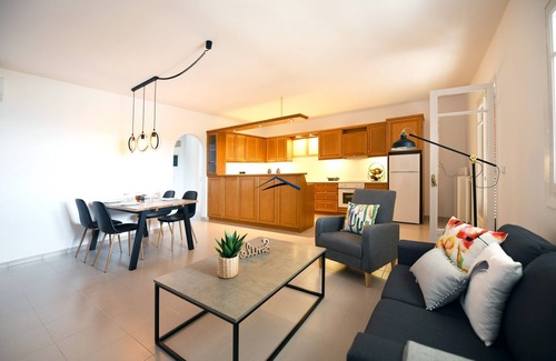 Vourkari Apartamento | Amazing apartment overlooking the bay of Vourkari.SQ