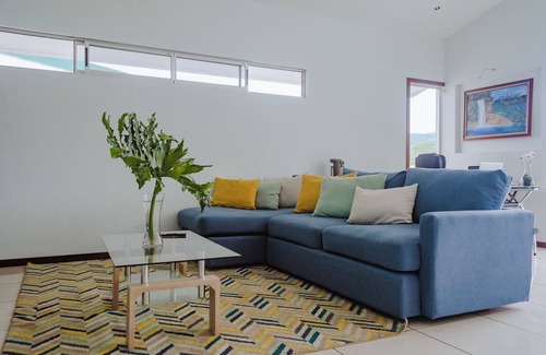 San Joaquin de Flores Apartamento | Luxury apartment with Jacuzzi, near the airport.