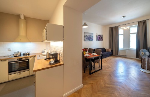 Smichov Apartamento | Amazing Apartment Zborovska