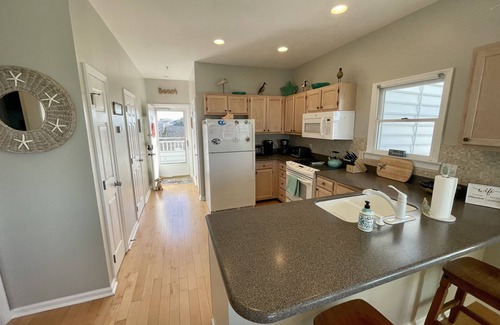 Midtown Ocean City Casa | Amazing Bayfront views and Sunsets! Across the street from the beach!