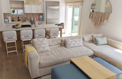 The Strand Casa | Amazing Beach House In Manhattan Beach, Near Town! Steps to Beach!
